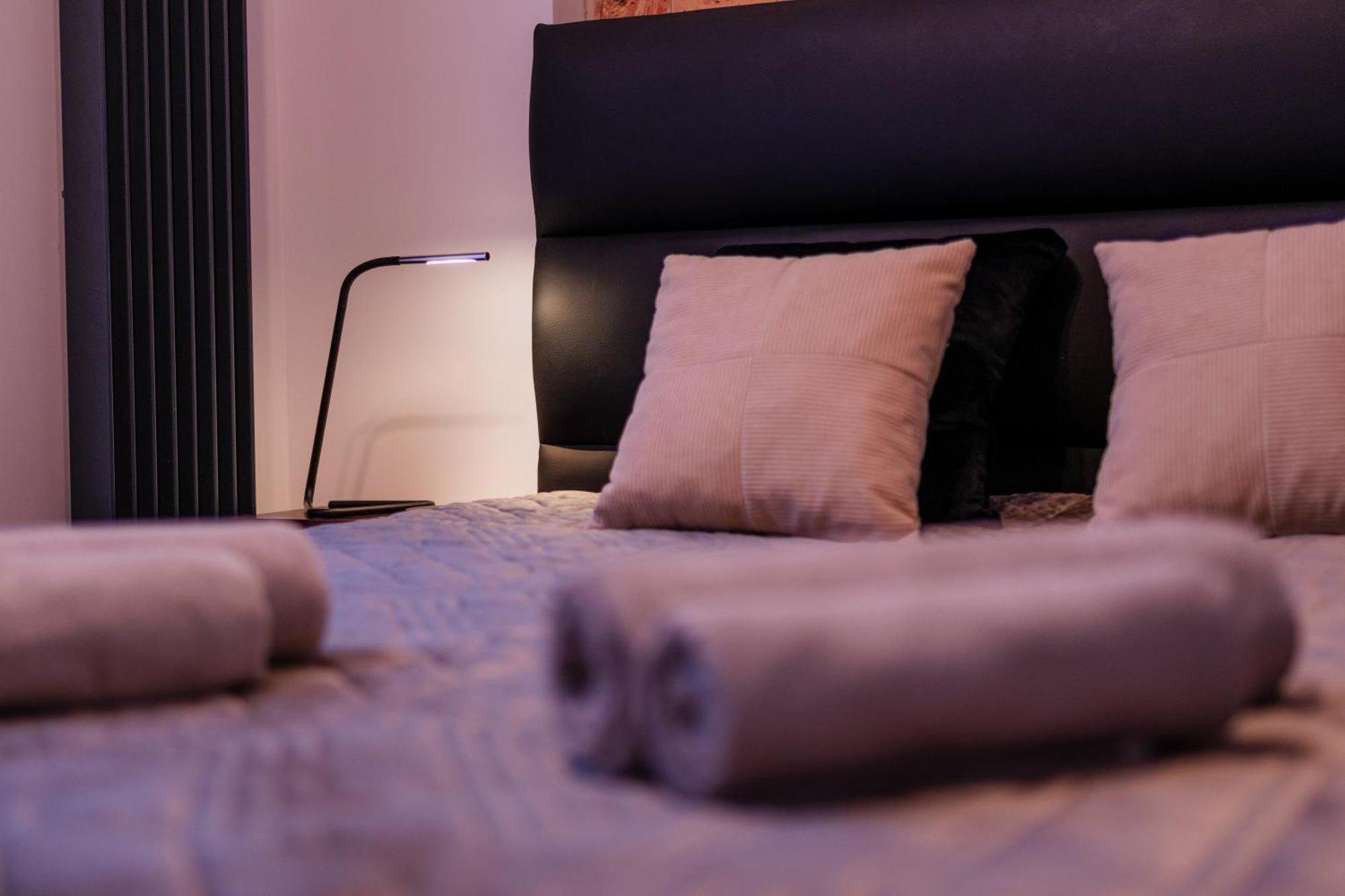 Luna Prestige Suite Краков Экстерьер фото